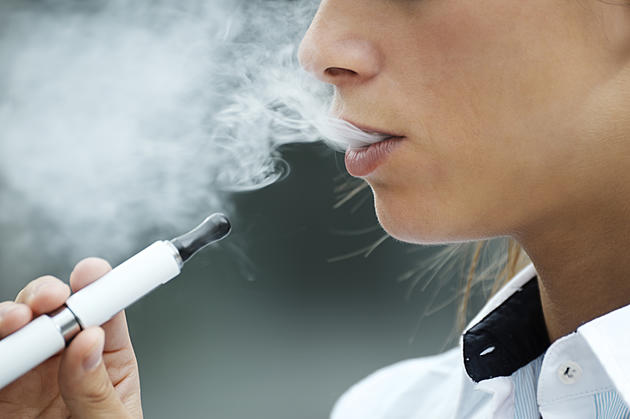NY Assembly Passes Bill To Raise Smoking And Vaping Age to 21