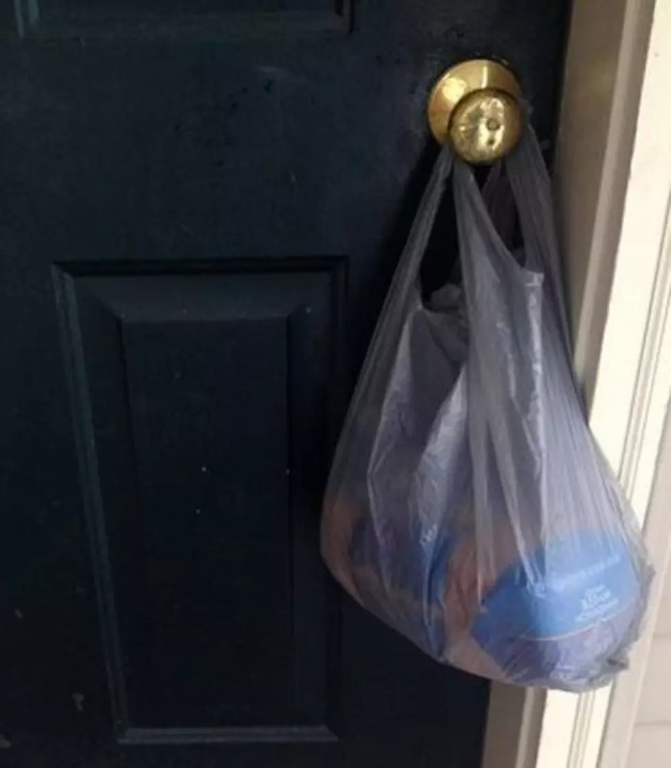 Rome Neighborhood Wakes Up to Gifts of Bread at Its Doors
